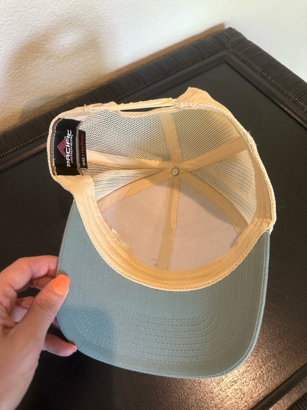 Men's Green & Beige Trucker Cap with Tree Stitch Detail - Picture 2 of 3